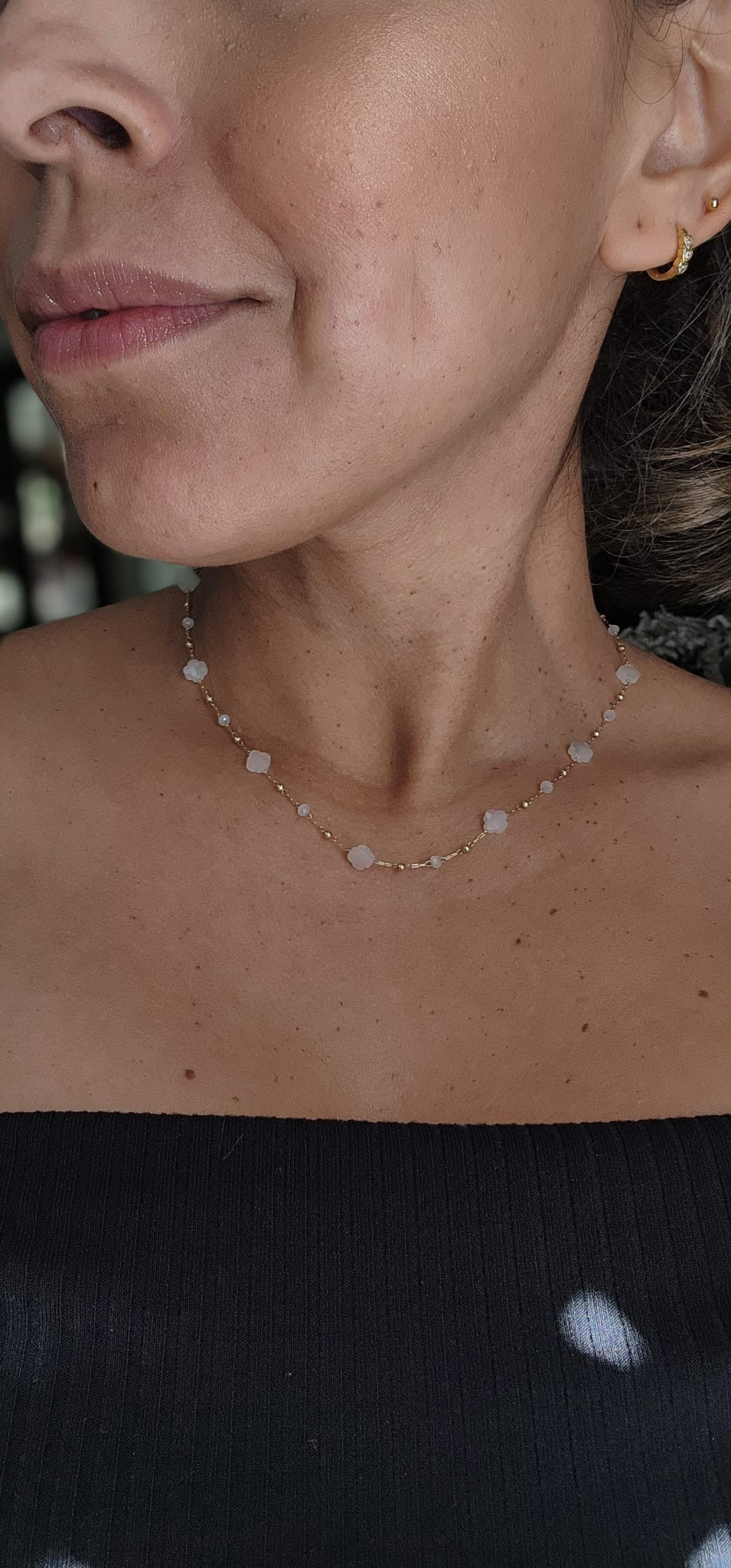 Cream Flower Dainty Necklace